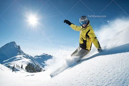 تصویر با کیفیت از ورزشکار اسکی و خورشید در کنار هم